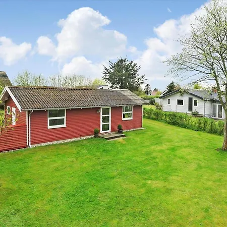 Fy119-bogense-vildrosevej-28 بيت للعطل